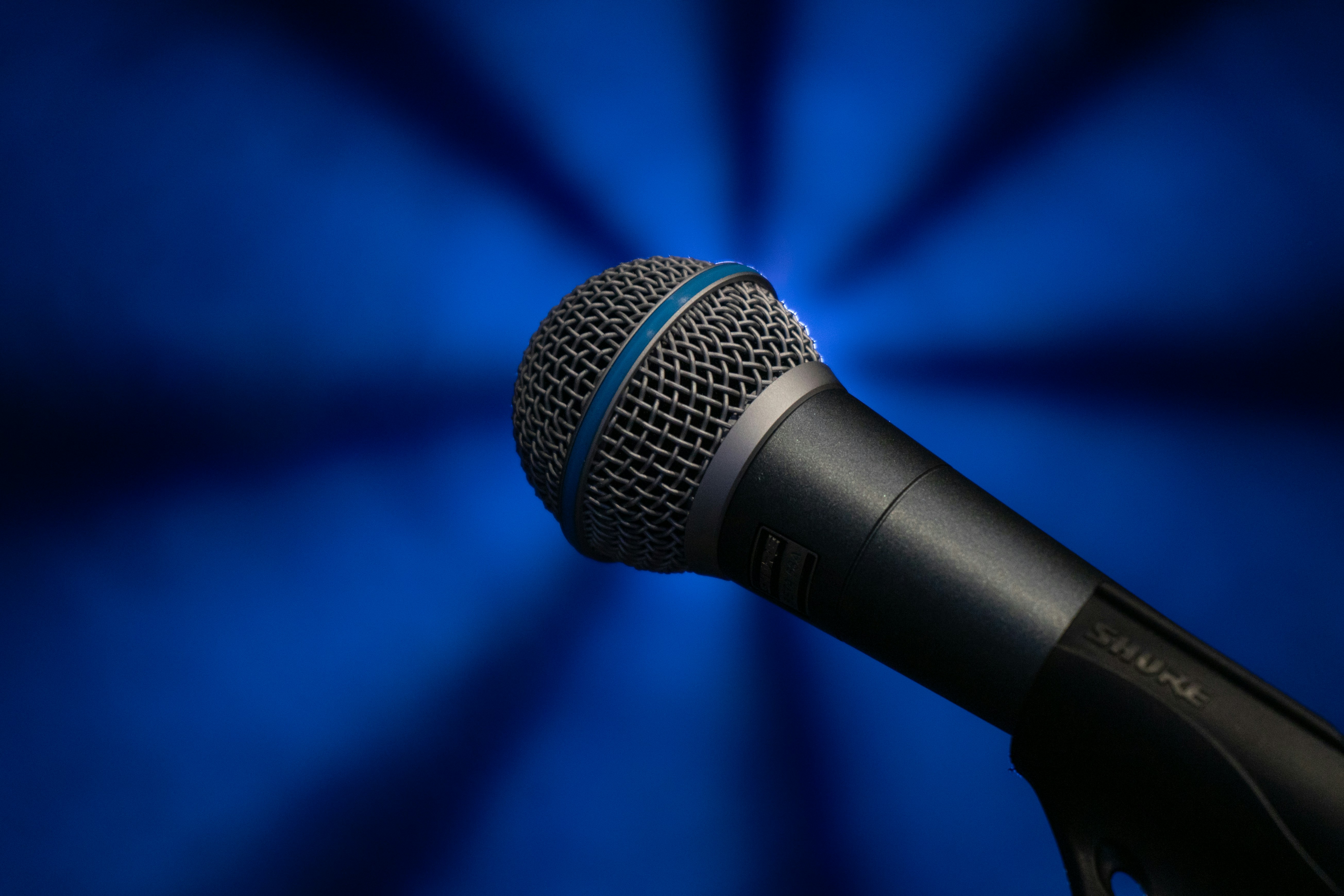 Microphone